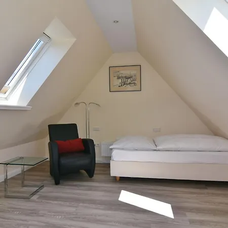 Deckerstrasse 1, Whg C Apartment Westerland