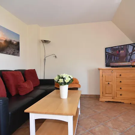 Apartment Deckerstrasse 1, Whg C Westerland